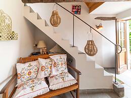 Charming Cottage in Anseremme With Fenced Garden