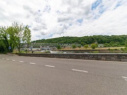Charming Cottage in Anseremme With Fenced Garden
