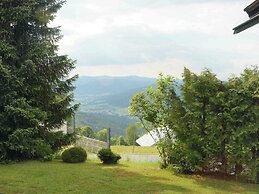 Pretty Holiday Home in Schöfweg ot Langfurth near Ski Slope