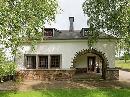 Holiday Home in Deiffelt Near Forest