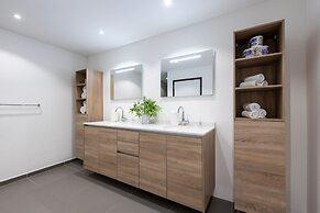 Royal Apartments City Centre Willemstad