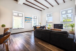 Royal Apartments City Centre Willemstad