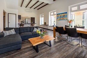 Royal Apartments City Centre Willemstad