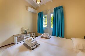 Spanish Water Marina Apartments