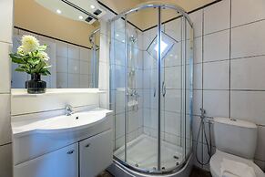 Spanish Water Marina Apartments