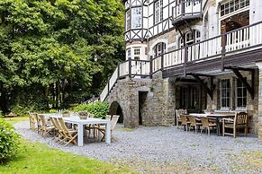 Beautiful Castle in Spa wit Garden