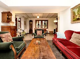 Beautiful Castle House in Spa With Spacious Garden