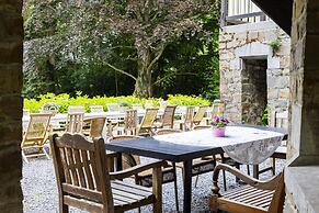 Beautiful Castle in Spa wit Garden