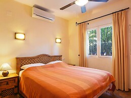 Modern Villa in Cumbre del Sol With Private Pool