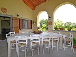 Belvilla by OYO Villa Imola