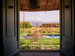 4 Person Villa with Private Swimming Pool & Garden in Lovely Surroundi