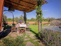 4 Person Villa with Private Swimming Pool & Garden in Lovely Surroundi