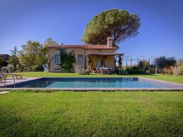 4 Person Villa with Private Swimming Pool & Garden in Lovely Surroundi