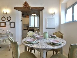 4 Person Villa with Private Swimming Pool & Garden in Lovely Surroundi