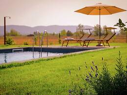 4 Person Villa with Private Swimming Pool & Garden in Lovely Surroundi