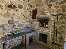 Belvilla by OYO Casa Quattro