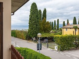 Belvilla by OYO Sole del Garda Quinto Sette