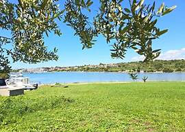 Charming Holiday Stay in Banjole