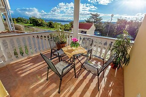 Luring Apartment in Dramalj with Hot Tub