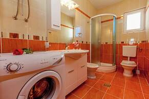 Luring Apartment in Dramalj with Hot Tub