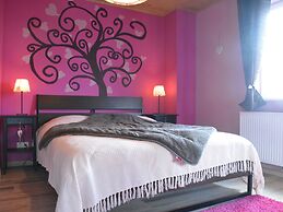 Cozy Holiday Home With Terrace and Garden