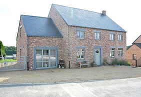 Cozy Holiday Home With Terrace and Garden