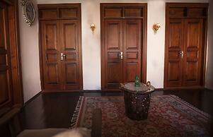 Lily Town Guest House