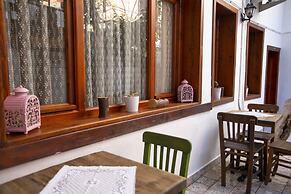 Lily Town Guest House