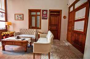 Lily Town Guest House