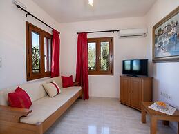 Snug Holiday Home in Pagkalohori