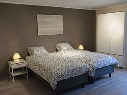 Luxurious Holiday Home in Hamoir With Terrace