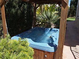 Villa in L'alfs del Pi With hot tub