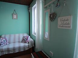 Nice House Apartment With Balcony