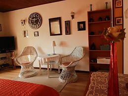 Nice House Apartment With Balcony