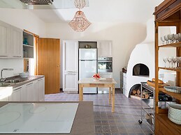 Belvilla by OYO Salinella 10p