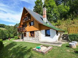 Luxury Chalet Near Ski Area
