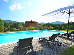 Belvilla by OYO Villa Mimosa