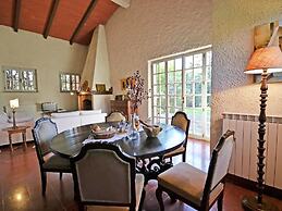 Belvilla by OYO Villa Mimosa