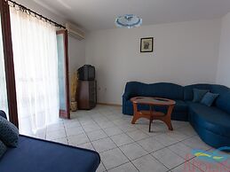 Apartment With Terrace, Sea View, Pool & Outdoor Kitchen