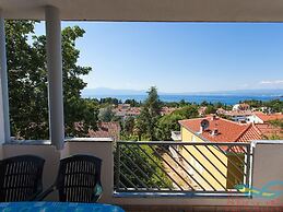 Apartment With Terrace, Sea View, Pool & Outdoor Kitchen