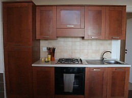 Snug Holiday Home in Castagneto Carducci near Thermal Bath