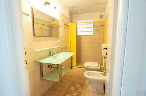 Snug Holiday Home in Castagneto Carducci near Thermal Bath