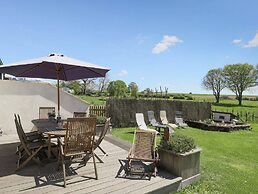 Cushy Holiday Home With Fenced Garden