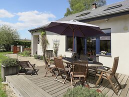 Cushy Holiday Home With Fenced Garden