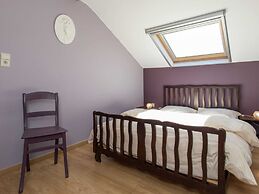 Cushy Holiday Home With Fenced Garden