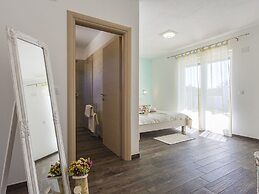 Brand new Villa Near Svetvincenat