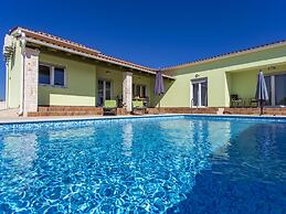 Brand new Villa Near Svetvincenat