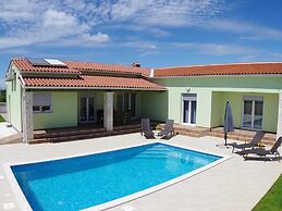 Brand new Villa Near Svetvincenat