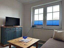 Cozy Apartment in Zingst Germany near Beach