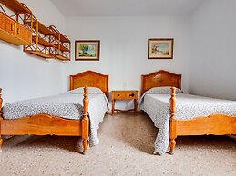 Deluxe Villa in Urbanització Bon Relax near Beach